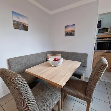 Kon-tiki, Regina Maris Bansin Lägenhet *